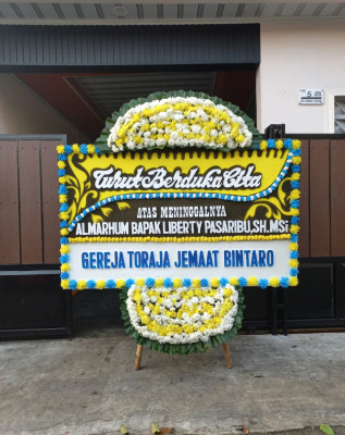 Papan Bunga Duka di Manunggang Jae